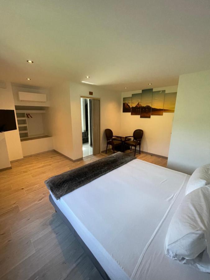 Le Lodge Du Pichat Sainte-Helene-du-Lac ภายนอก รูปภาพ