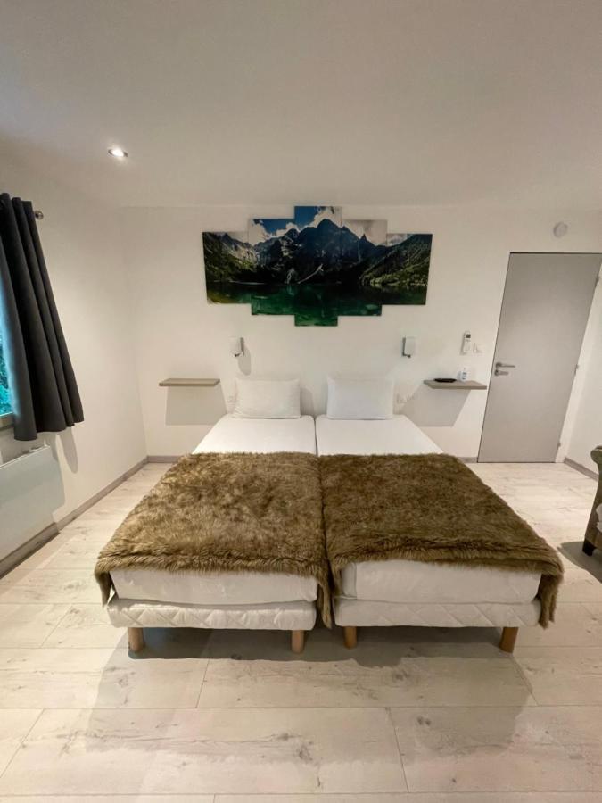 Le Lodge Du Pichat Sainte-Helene-du-Lac ภายนอก รูปภาพ
